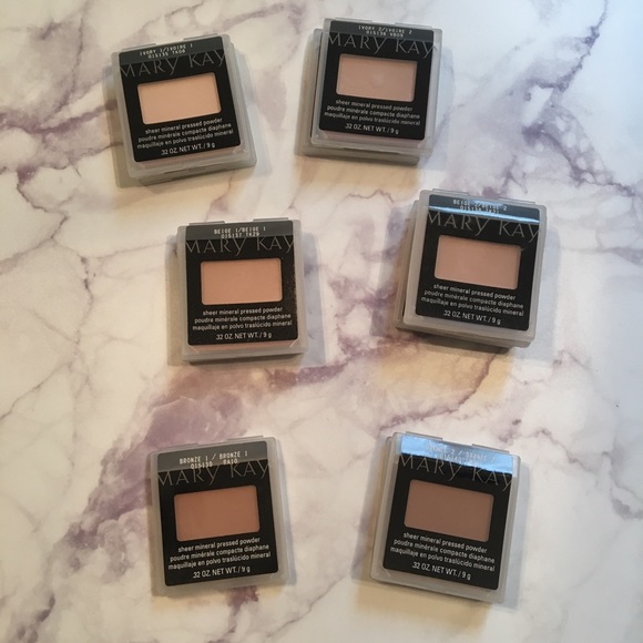 🌸 3 for $30 sale🌸 MARY KAY Sheer Mineral Pressed Powder-many shades! - Picture 2 of 5
